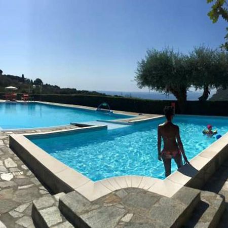 Casa Vacanze Mombrino Finale Ligure Exterior foto