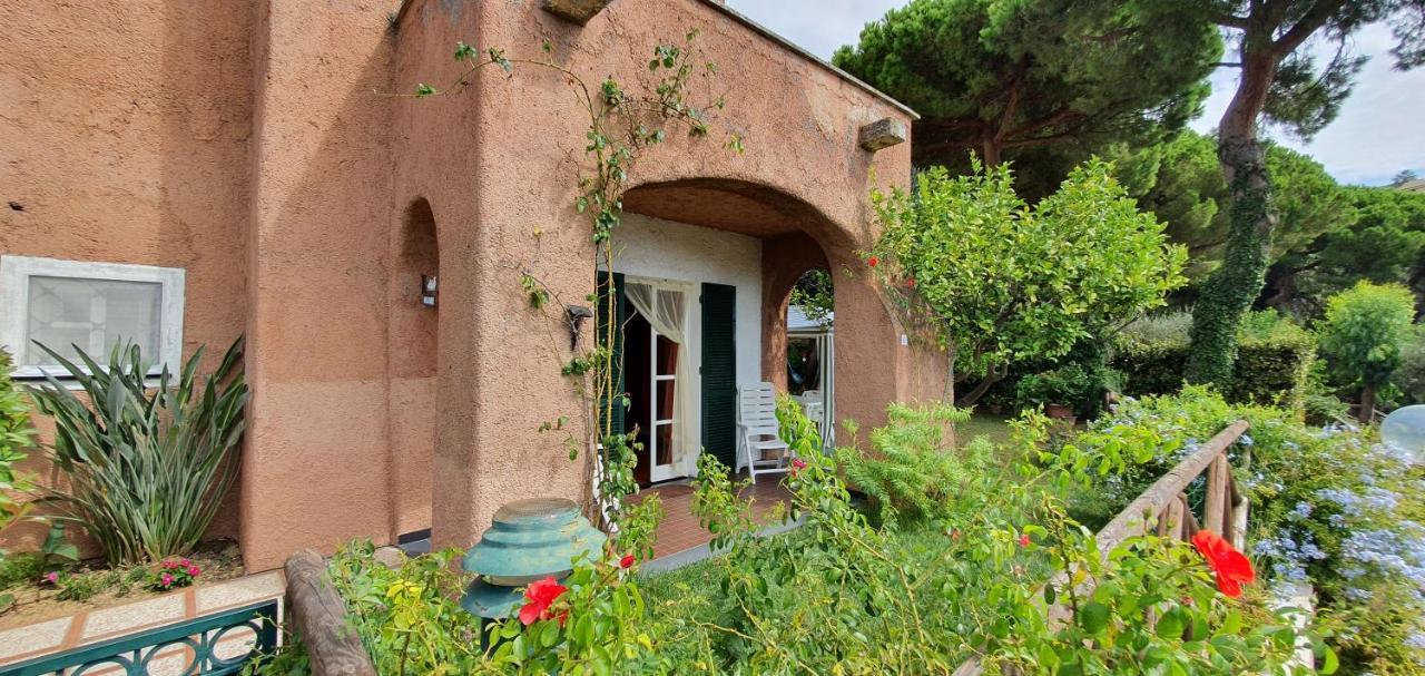 Casa Vacanze Mombrino Finale Ligure Exterior foto