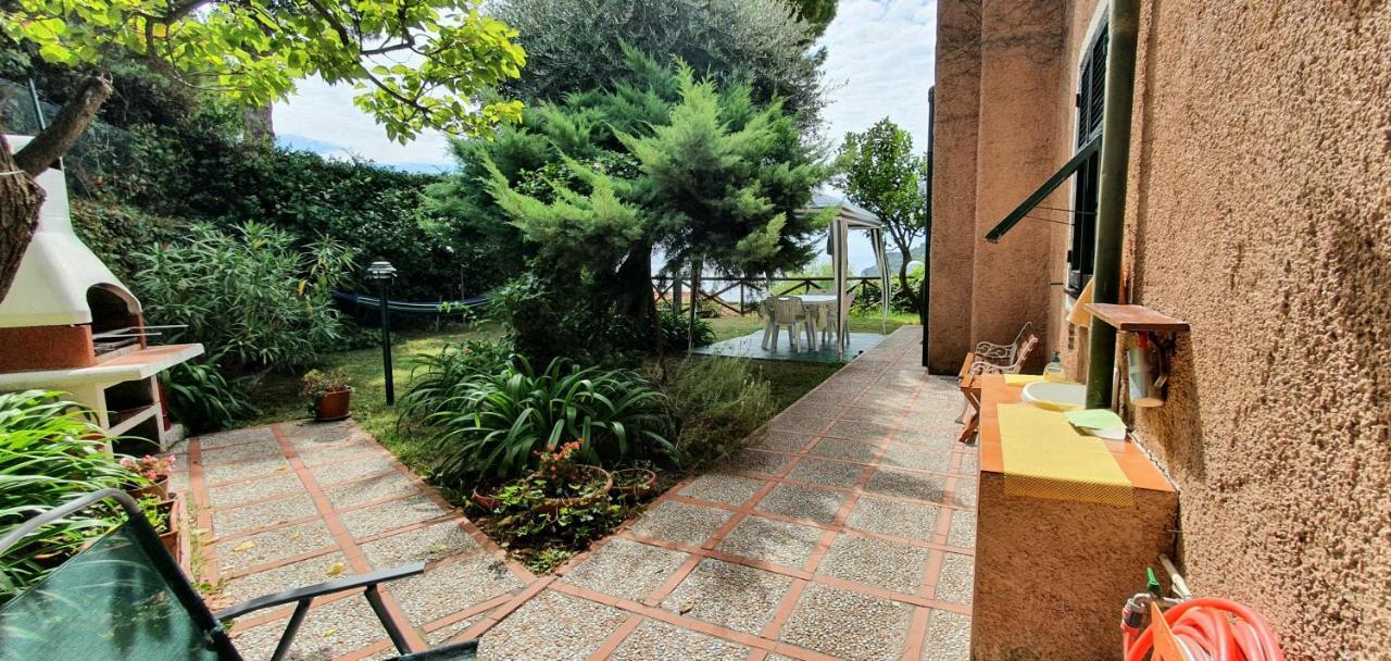 Casa Vacanze Mombrino Finale Ligure Exterior foto