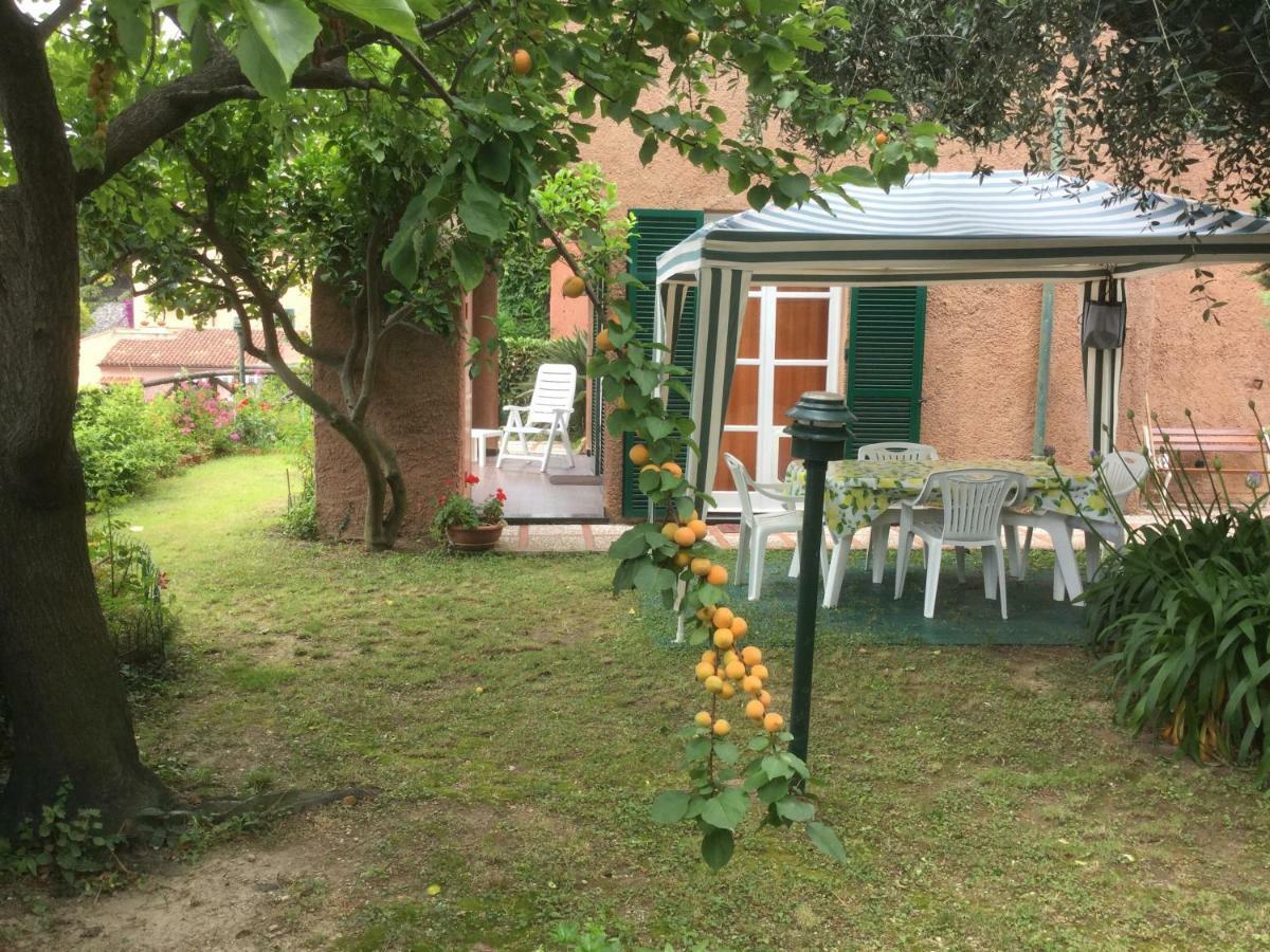 Casa Vacanze Mombrino Finale Ligure Exterior foto